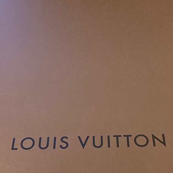 Brown Checkered Tote Bag - Picture 4 of 11